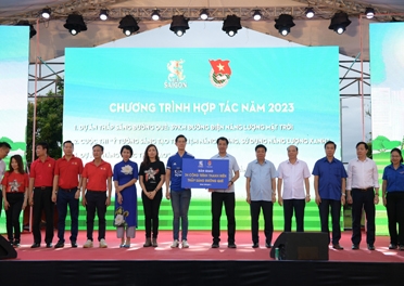 ĐOÀN TNCS HỒ CHÍ MINH CÙNG SABECO CÔNG BỐ HOÀN THÀNH CÁC DỰ ÁN CỘNG ĐỒNG NĂM 2022 VÀ RA MẮT CHƯƠNG TRÌNH HỢP TÁC NĂM 2023